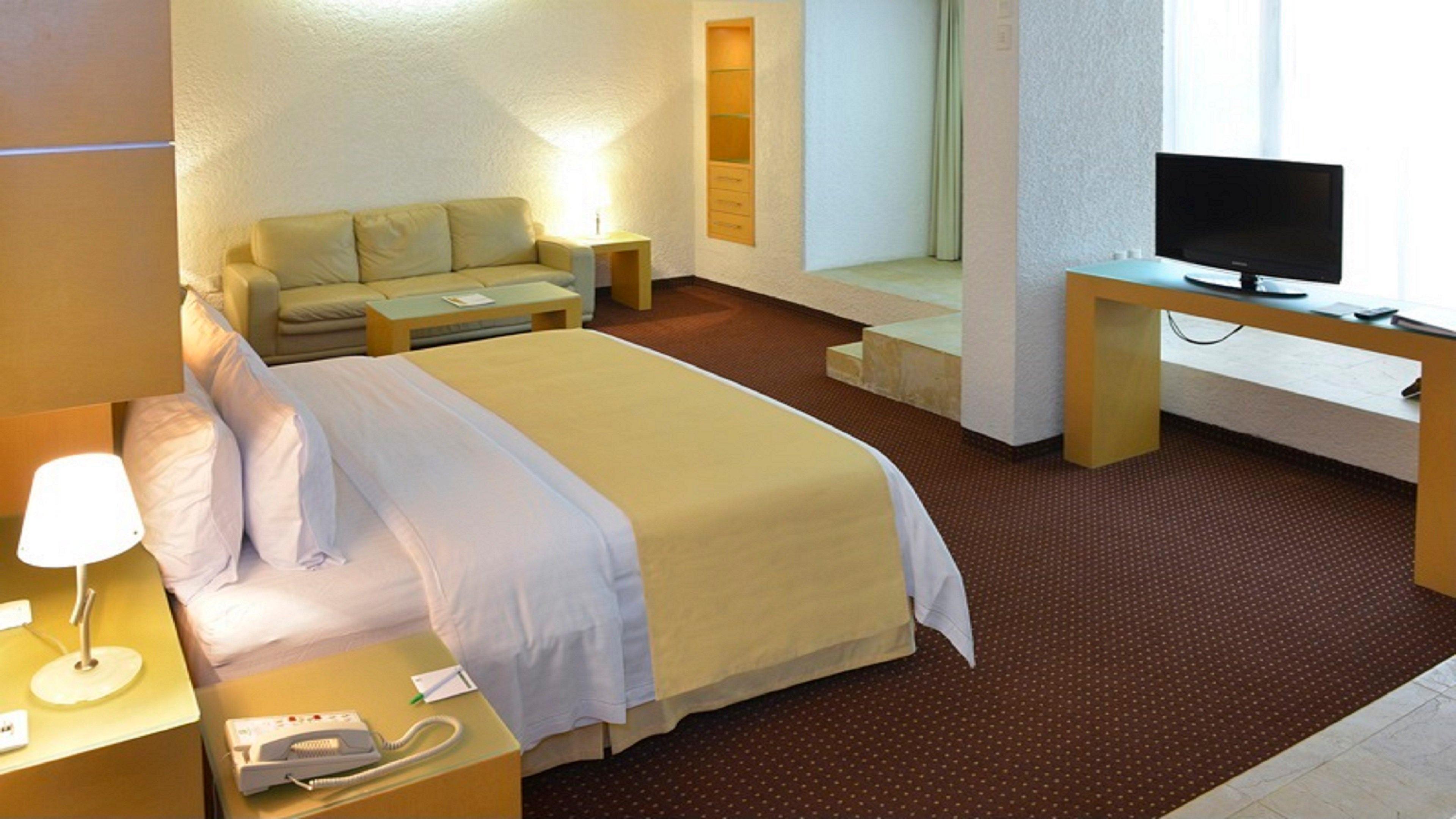 Holiday Inn Morelia By Ihg Extérieur photo