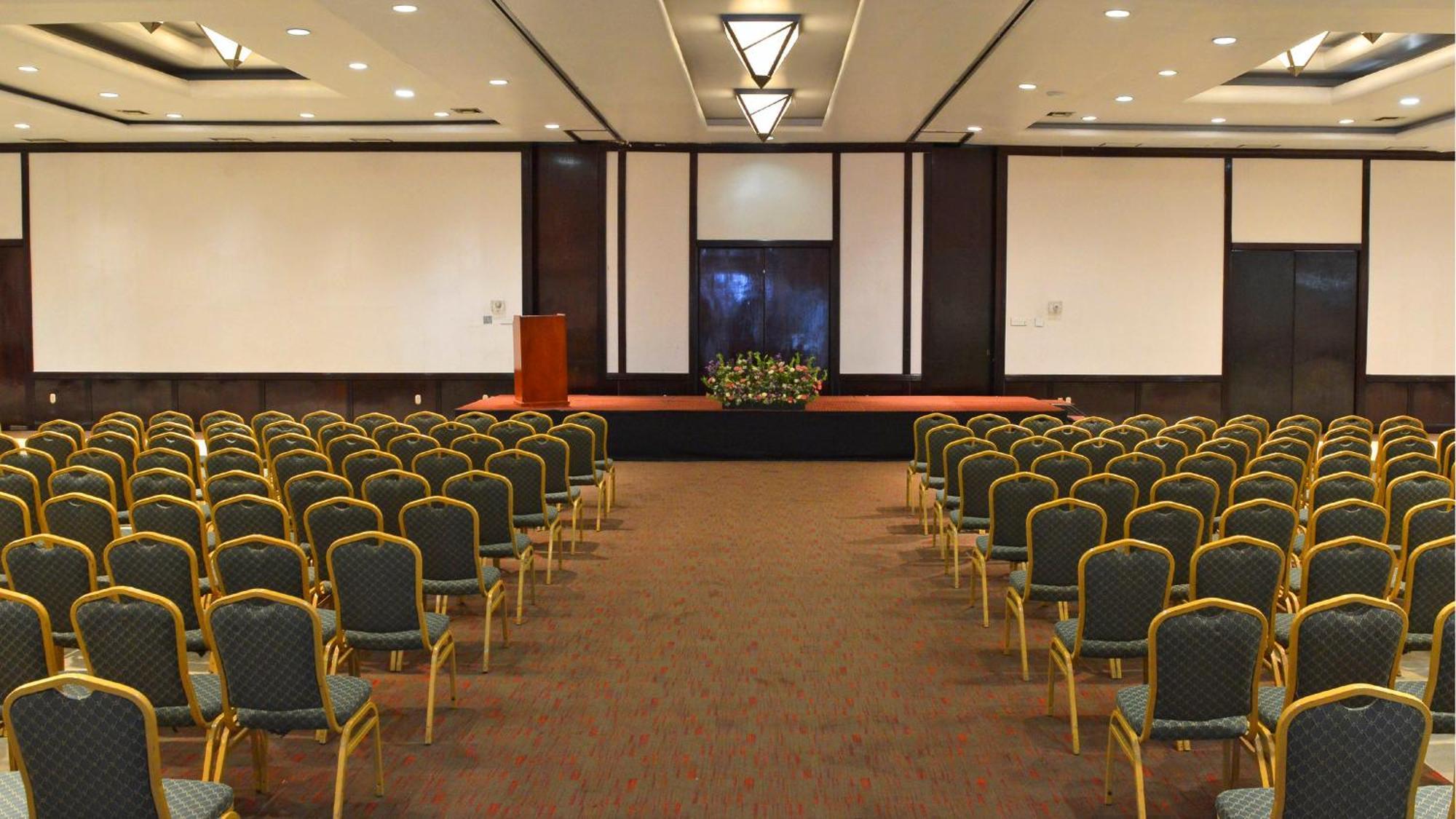 Holiday Inn Morelia By Ihg Extérieur photo